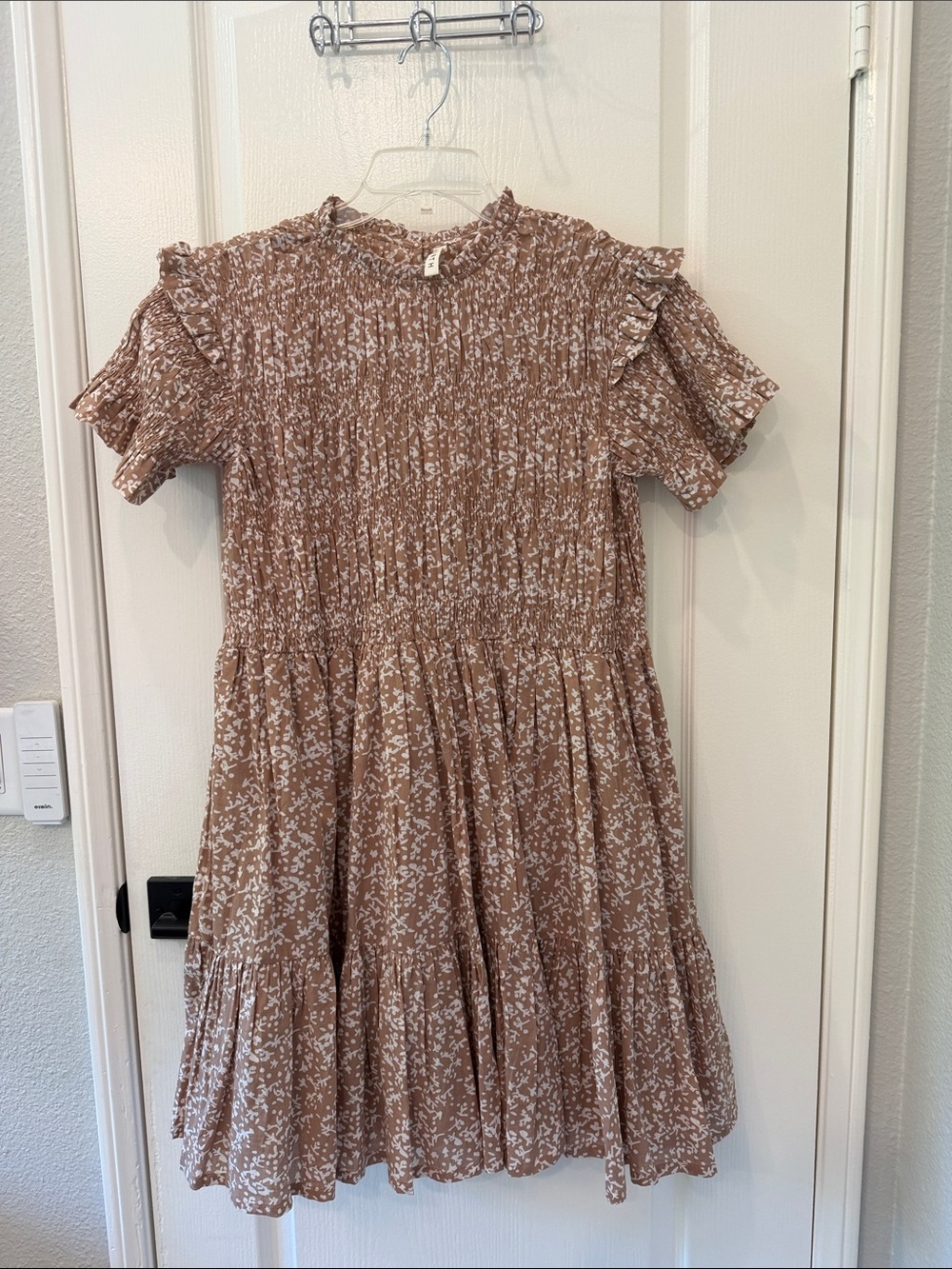Brand New Mirth Crete Desert Sand Floral Ruffle-Sleeve Smocked Dress